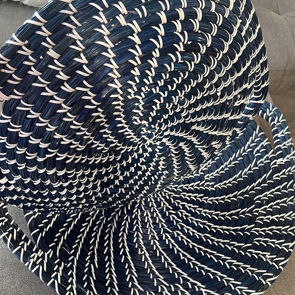 Royal Blue Jumbo Weave Baskets - Picture 6 of 12